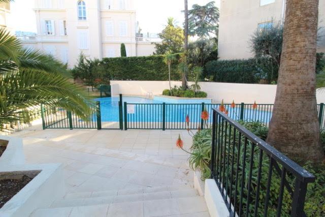 CANNES-PASSY - TRÈS BEAU STUDIO POUR 4 PERS - PISCINE DANS RÉSIDENCE - PARKING PRIVé - JARDIN Cannes Exterior foto